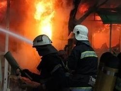 Спасатели МЧС России ликвидировали пожар в частном жилом доме, хозяйственной постройке в Мариинском МО