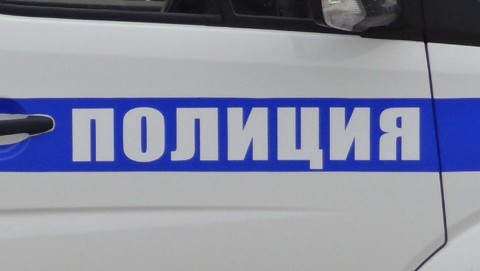 В Мариинске сотрудники полиции задержали местного жителя, совершившего ДТП на угнанном автомобиле